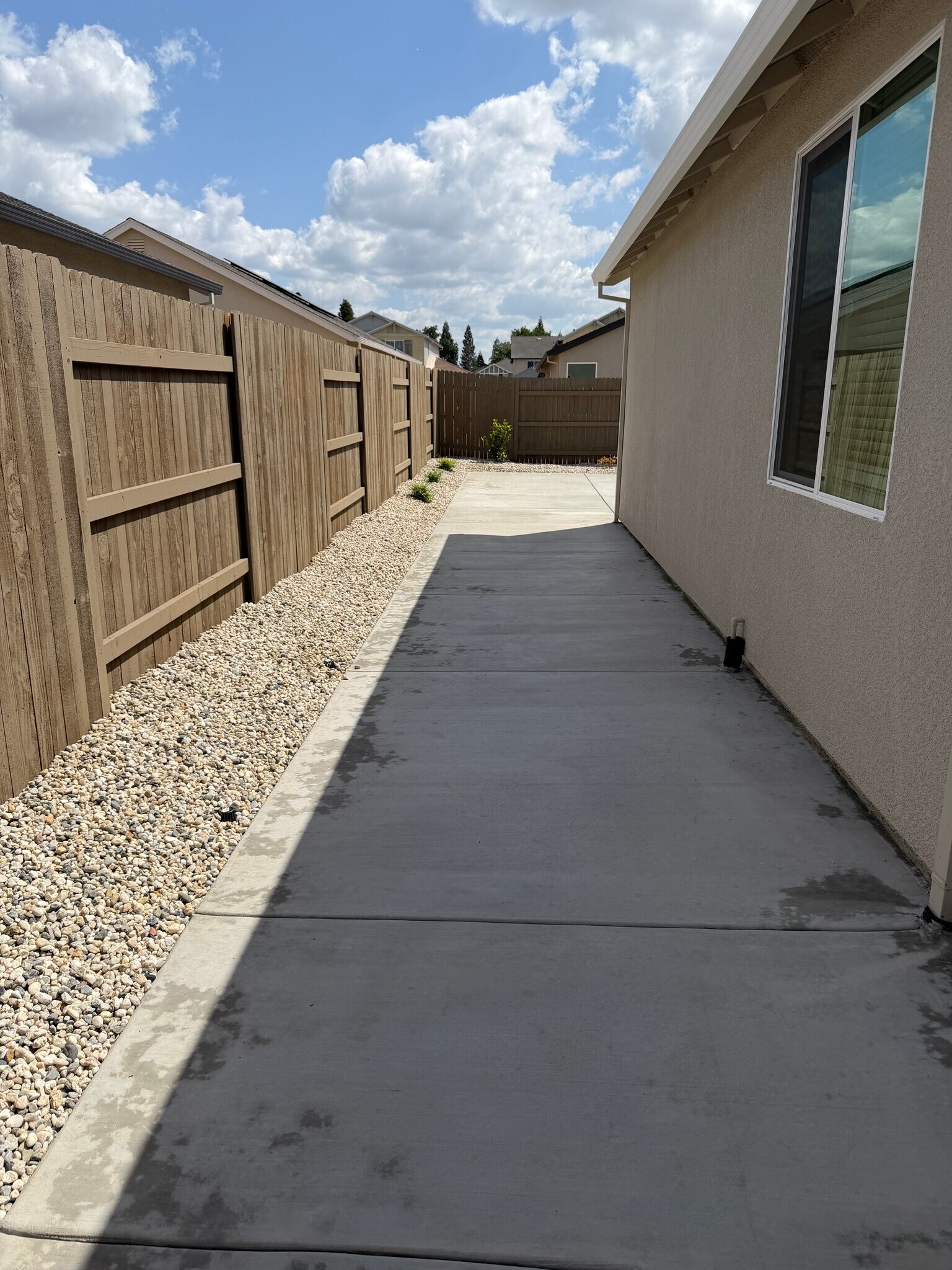 Building Photo - 2704 Contour Wy