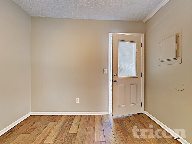 Building Photo - 504 Lord Howe Rd