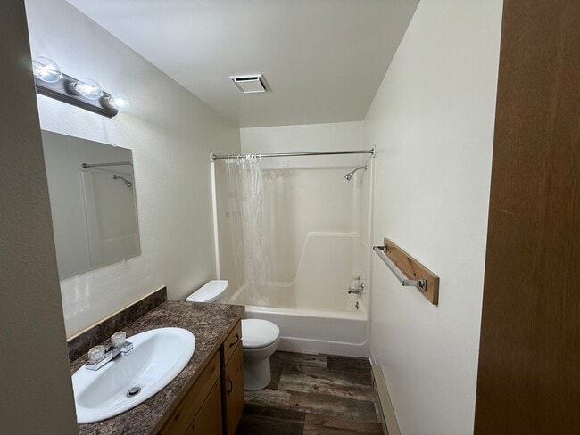 Building Photo - Two bedroom, one and bathroom townhome loc...
