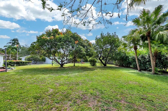 Building Photo - 6760 SW 144th St