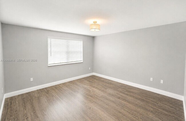 Building Photo - 11840 SW 99th St