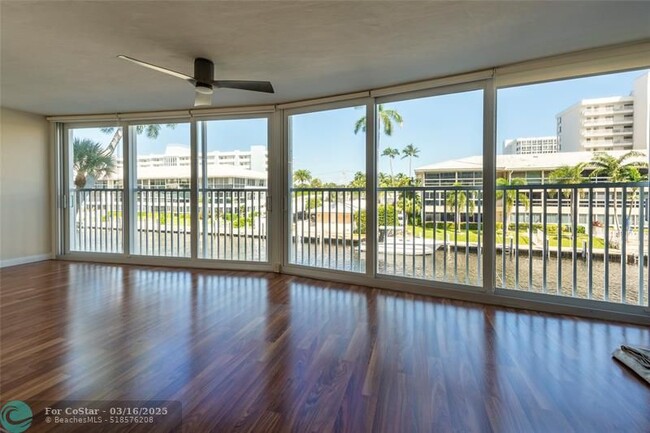 Building Photo - 3101 NE 47th Ct
