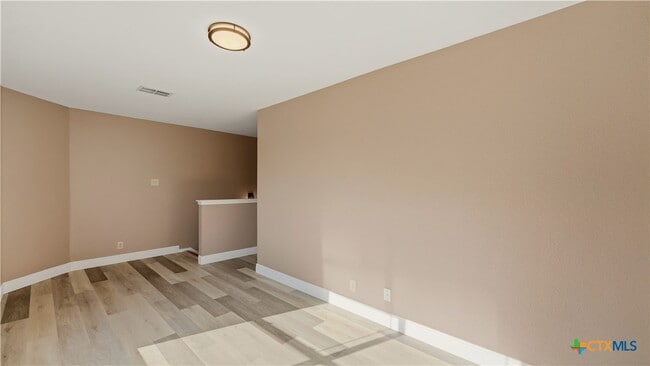 Building Photo - 7338 Raintree Forest