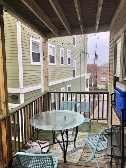 Building Photo - 55 Calumet St