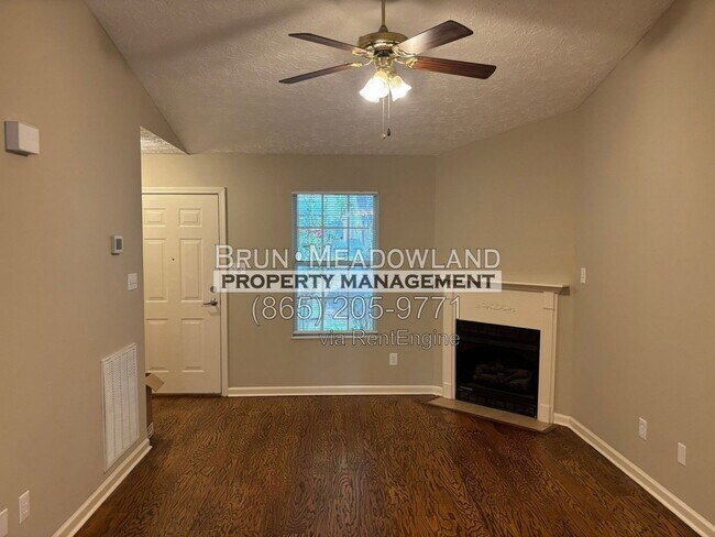 Building Photo - 820 Calypso Way
