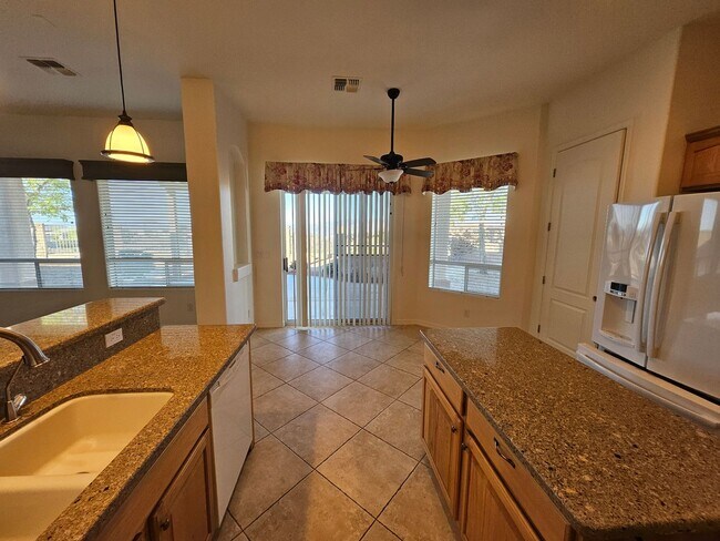 Building Photo - 55+ Community Short Term Rental Fox Creek