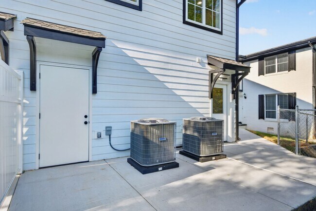 Building Photo - 6709 Indus Way