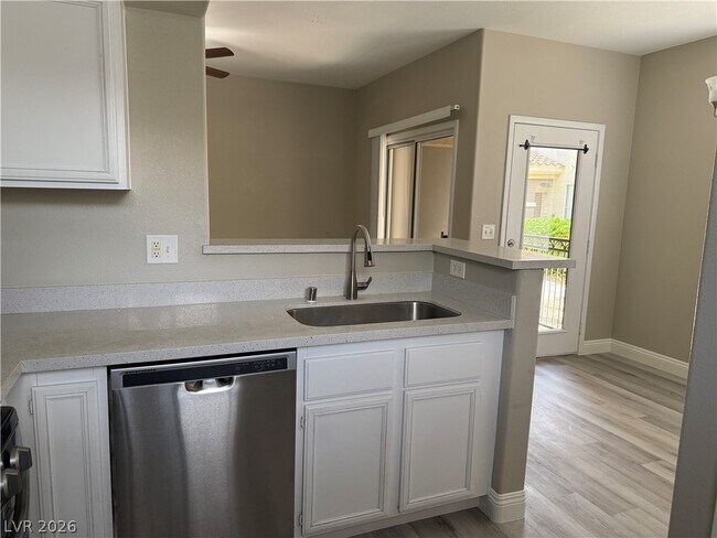 Building Photo - 9050 W Warm Springs Rd