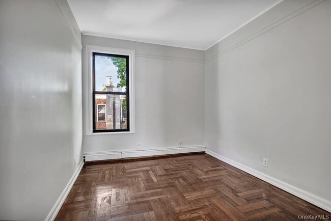 Building Photo - 107 N Forest Ave