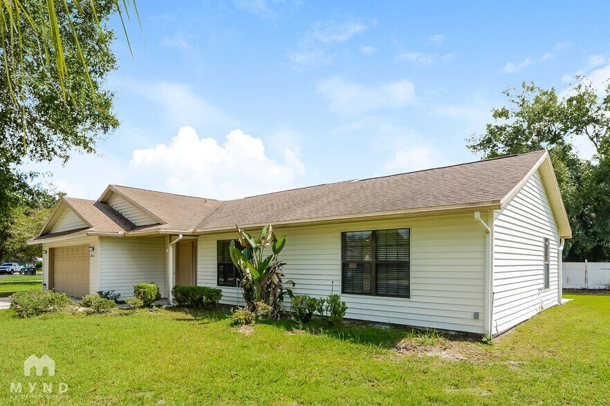 Building Photo - 8712 Grandee Dr