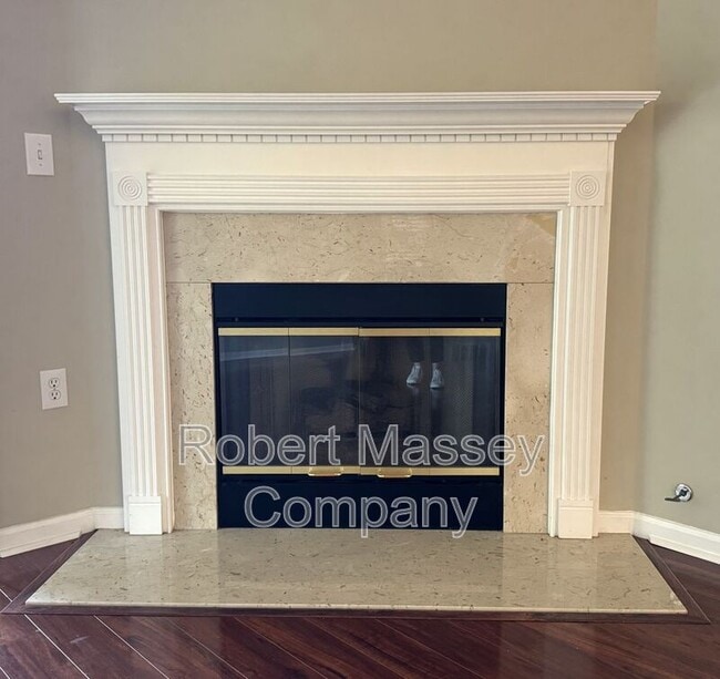 Building Photo - 5301 Pacer Ln