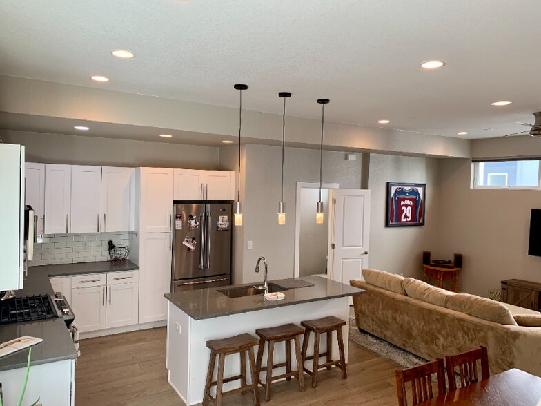 Building Photo - 2815 W 25th Ave