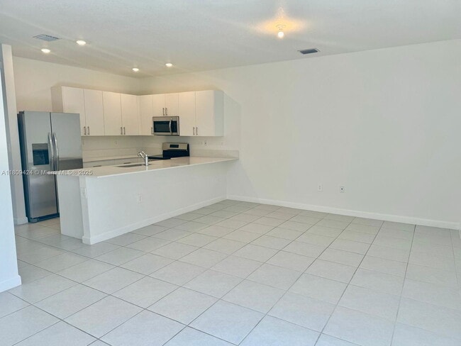 Building Photo - 26459 SW 149th Pl