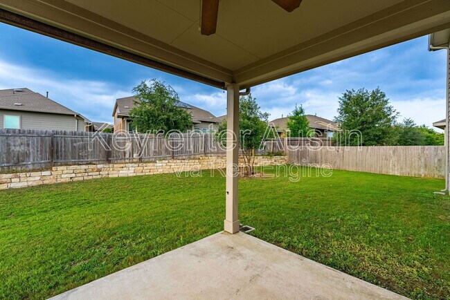 Building Photo - 500 Puerta Vallarta Ln