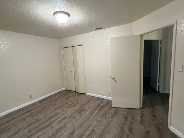 Building Photo - Manteca 2 Bedroom 1 Bathroom Duplex