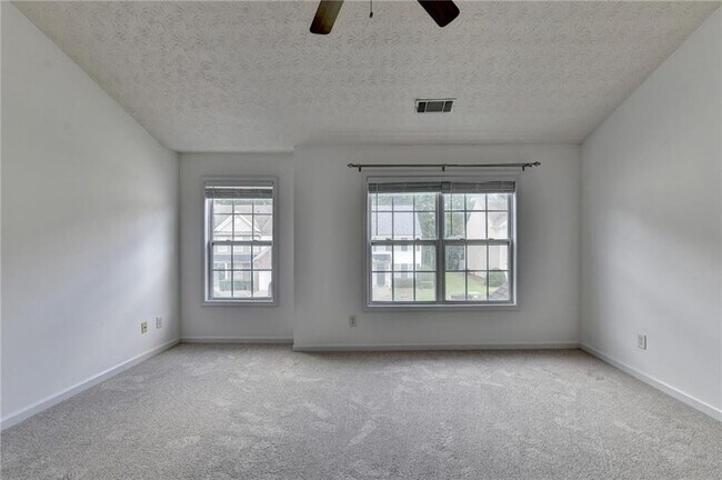 Building Photo - 3067 Kentmere Dr
