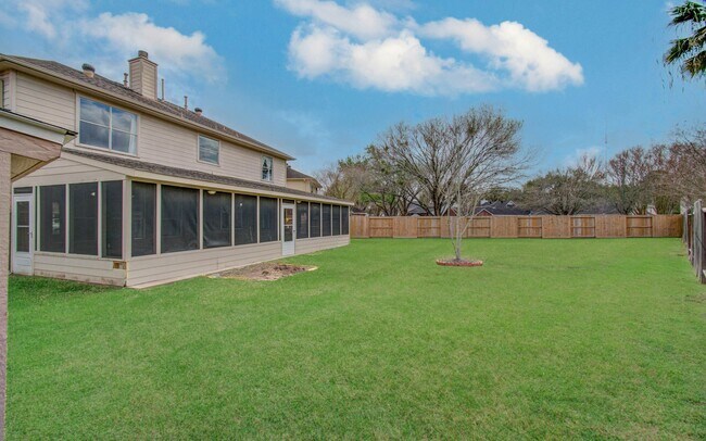 Building Photo - 6522 Everhill Cir