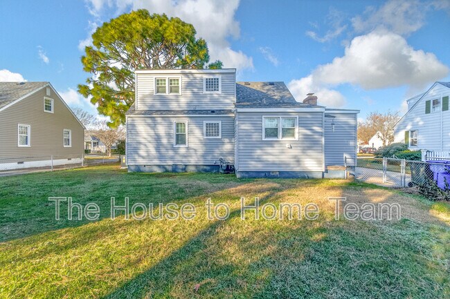 Building Photo - 405 Farrell St