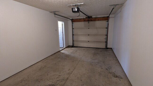 Building Photo - MN Cedar Village (859)