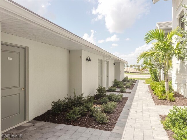 Building Photo - 5467 Double Eagle Cir