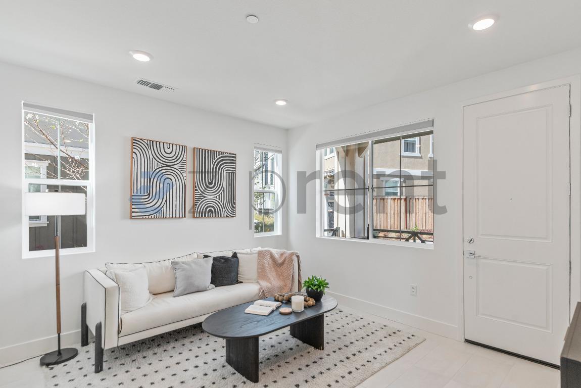 Building Photo - 37380 Watersail Way