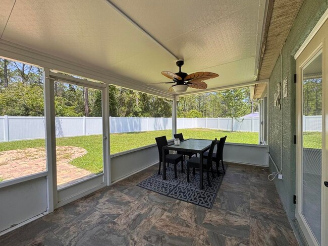 Building Photo - 3 Bedroom in Seminole Woods