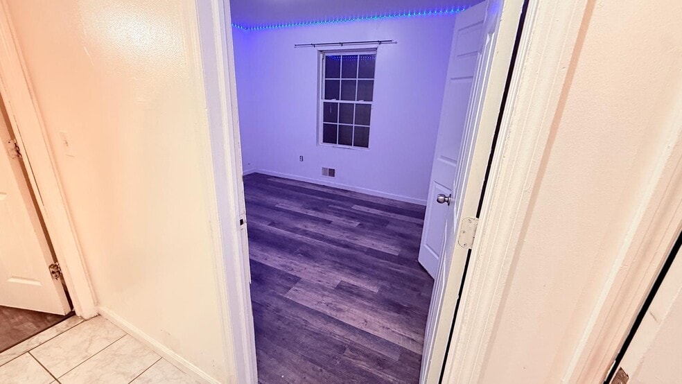 Building Photo - 710 Ocean Ave