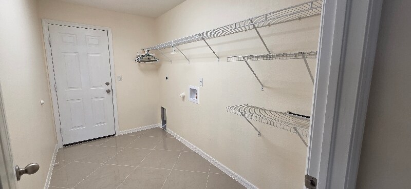 Building Photo - 3925 Agualinda Blvd