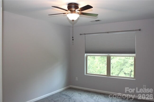 Building Photo - 6017 Sweetbay Ln