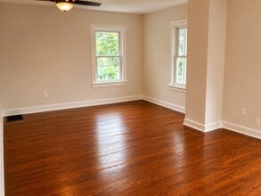 Building Photo - 31 Elmont Ave