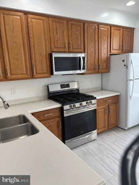 Building Photo - 12947 Taxi Dr