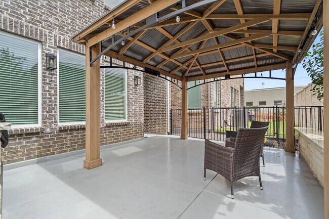 Building Photo - 4209 Watson Wy
