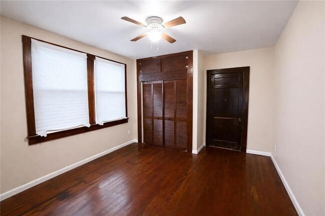 Building Photo - 1739 Duels St