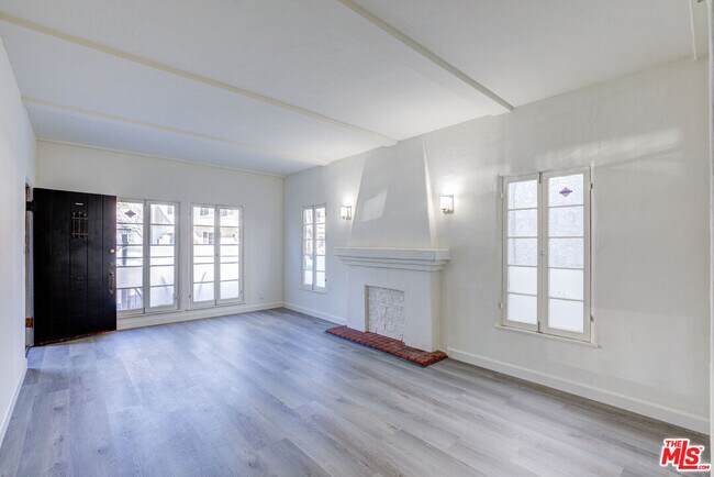 Building Photo - 6236 Orange St