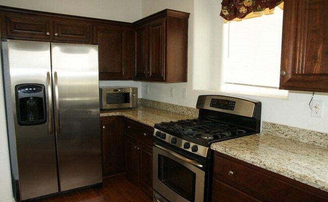 Building Photo - 359 Foster Springs Rd