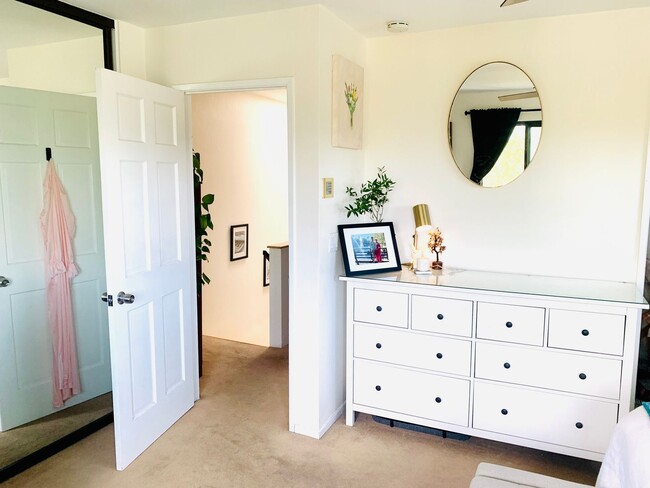 Building Photo - BEAUTIFUL 2BD/2.5BA Condo Available in Nor...