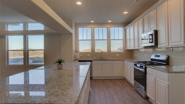 Building Photo - 1653 Arbor Knot Dr