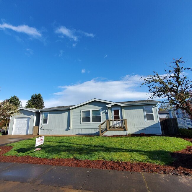 Building Photo - 31811 Begonia Ln