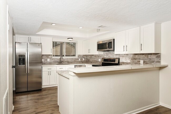 Building Photo - 30 Berryfrost Ln