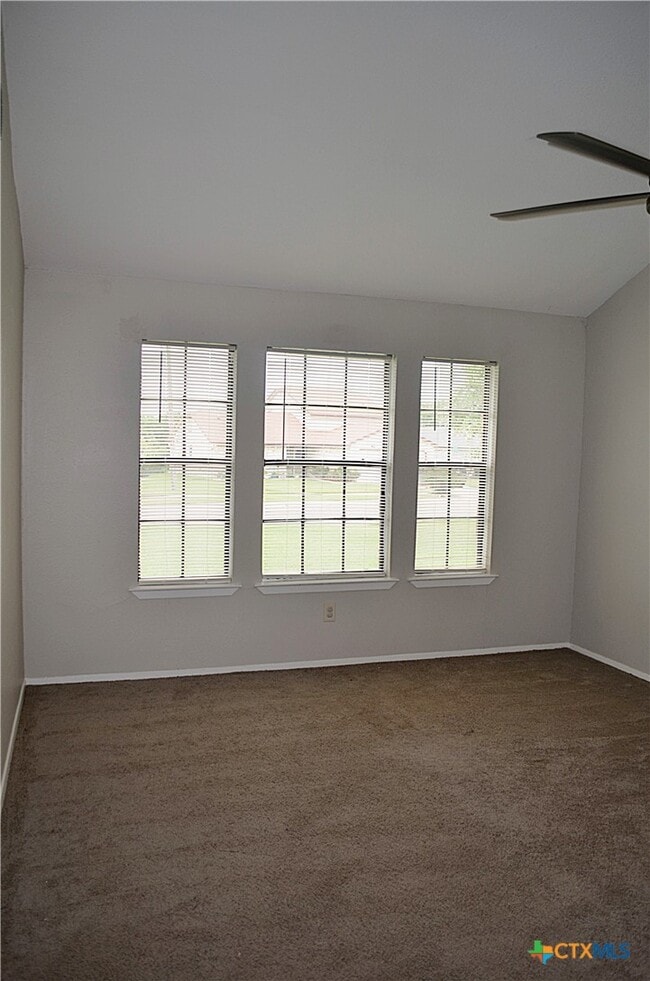 Building Photo - 4312 Creekside Dr