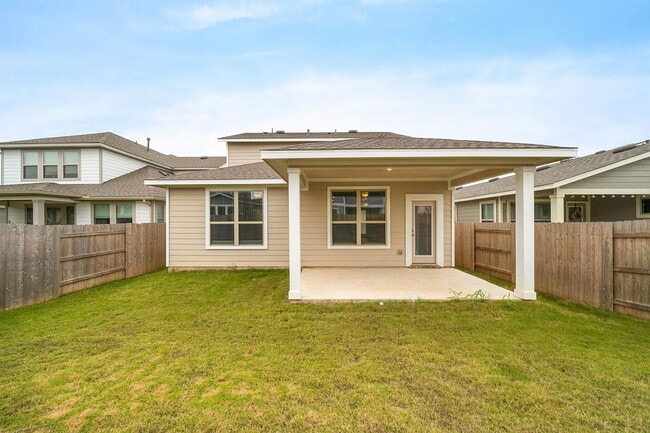 Building Photo - 8208 Cottage Rose Dr