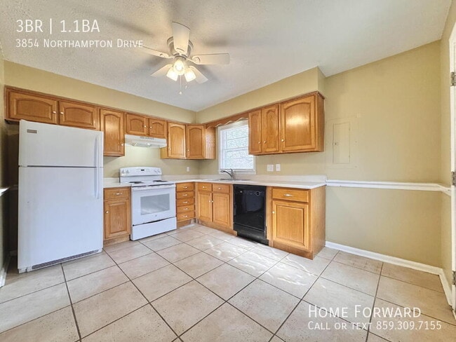 Building Photo - 3854 Northampton Dr