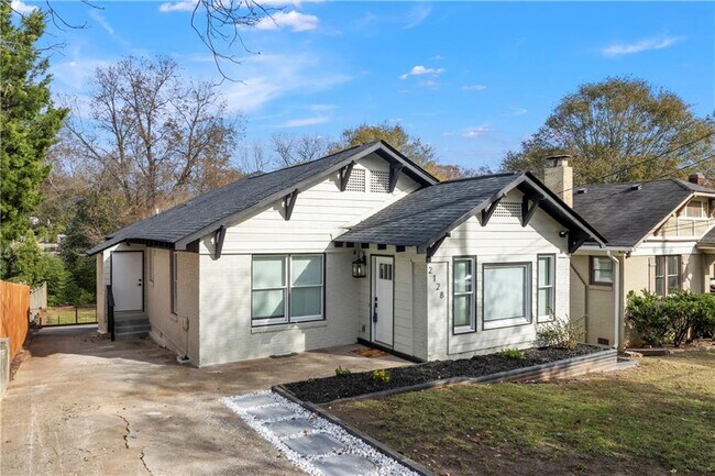 Building Photo - 2128 Hosea L Williams Dr NE