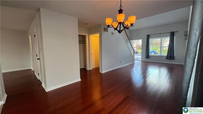 Building Photo - 520 Wild Mint Ln