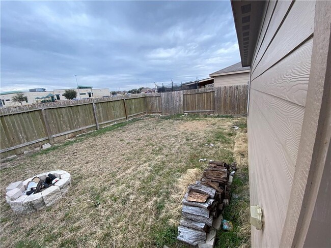 Building Photo - 309 Johnston Ln