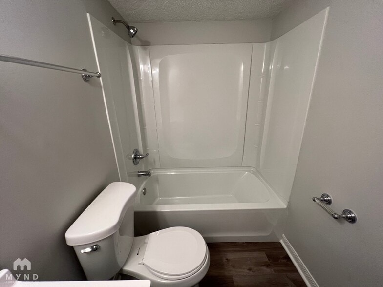 Building Photo - 10731 Appaloosa Dr