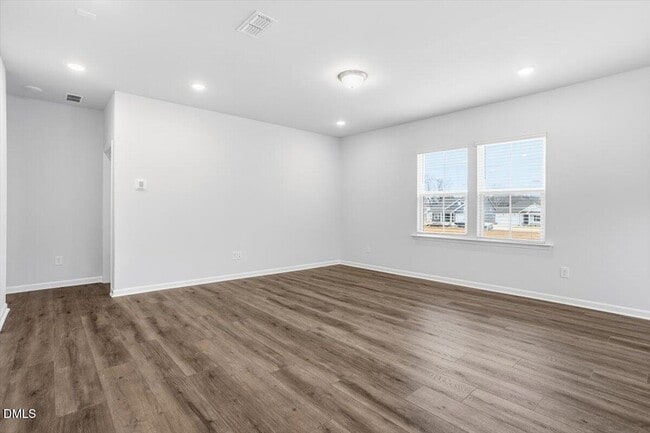 Building Photo - 465 Grange Farm Pl