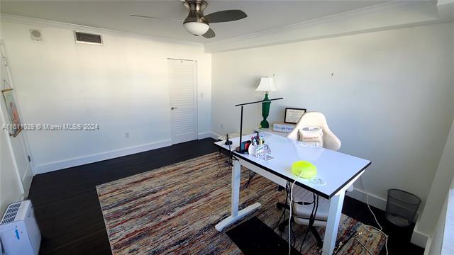 Building Photo - 6801 Indian Creek Dr