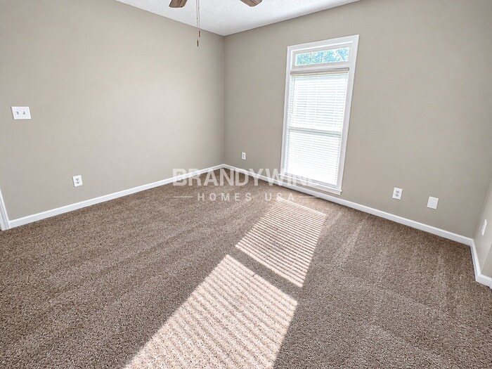 Building Photo - 130 Park Meadows Dr SW