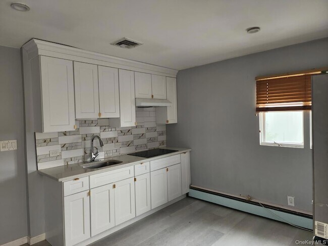 Building Photo - 3423 Milburn Ave